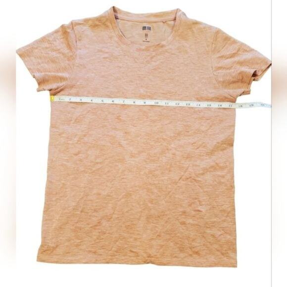 EUC Uniqlo Sport wear red white tie-dye short sleeve t-shirt size M - Picture 4 of 8